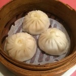 台湾料理萬来館 - 小籠包…