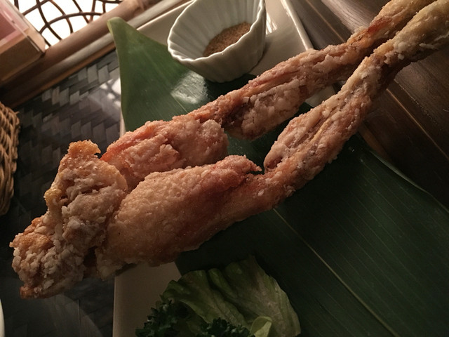 カエルの唐揚げが食べれる エナバグース By Kyon0506 エナバグース エスニック 福間 居酒屋 食べログ