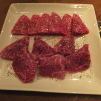 六本木焼肉　Kintan - 松阪牛の厚切りカルビと松阪牛のなか肉