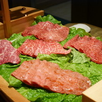 焼肉 ジャンボ はなれ - ハラミ・ウワミスジ・ナカニク・ミスジ・シンシン