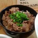 SOBAJIRO ～そば二郎～ - ダッタンそば茶でご飯を炊いた「ダッタン牛飯 (300円)」、これ気に入った！