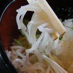 Soba Dokoro Yuu Kyou - 「おろし蕎麦（レモン入り）」の蕎麦