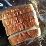 ブーランジェリ コヤマ - 食パン4枚切りで