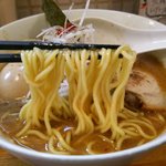 中華そば 閃 - 味噌そば　麺リフト