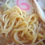 らーめん壱輝 - 麺アップ