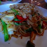 タイ風焼きそば　太麺