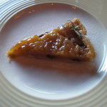 レストラン メドー - デザートのアップルパイ