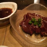 けんちゃん - レバ刺し。うまし。