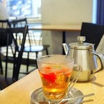 カフェ＆ブックス ビブリオテーク - ベリーガーデンティー