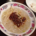 台南担仔麺 屋台料理 来来 - 担仔麺 （春雨