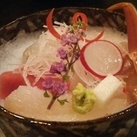 伊万栄 - 
