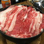 すき焼･鍋物 なべや - もちろんいつもの牛鉄鍋♡