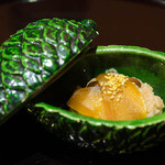 北新地 湯木 - 2016.1 お凌ぎ（カラスミ、赤飯）