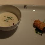 アピシウス - 2016年2月のアミューズ（ヒラメのフリット、聖護院カブのスープ）