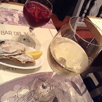 Bar Espanol LA BODEGA 大阪店 - 白ワインとサングリア