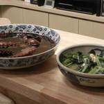 千代娘 - カウンターには美味しそうなおばんざいがズラリ♪【2016年2月】