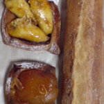 タケウチ - バゲット、紅玉デニッシュ、バナナデニシュ