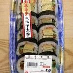 カネキチ - 料理写真:玉子太巻　486円