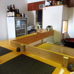 石臼挽き蕎麦 石づか - 店内風景「カウンター席」から厨房を覗く（2016.Feb)