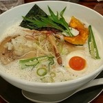 暁 製麺 - 鶏豚だしらぁめん