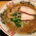 食堂英々 - 清湯ラーメン450円