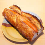 47733716 - チョリソーバゲット（￥355）。持ち帰ると、カバンの中まで香り高くなる♪