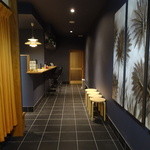 和モダンフレンチたかはし - ウェイティングスペース