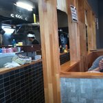 麺屋　我龍 - 移転して綺麗な店内になりました。