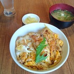 カツ男爵 - 重ねかつ丼800円