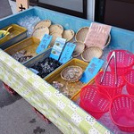 かみあり製麺 - 2016年2月　店頭では牡蠣と蜆が売ってあります
