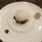 サラマンジェ ド ヨシノ - サザエとタコ+レモンの泡 サヨリ添え