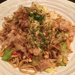 鉄板焼　ろじ - 豚焼きそば 豚肉が肉厚