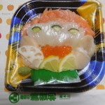 美登利 - 三色海鮮丼　￥550+税