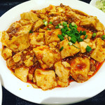 上海庭 - マーボー丼600円