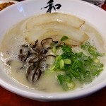 Wada tou - ほのかにとんこつ臭の上品系トンコツラーメン