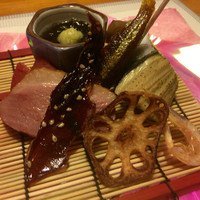 別邸 きときと - 【八寸】焼白海老様・煮穴子炙り焼き様・赤蕪漬様・バイ貝旨煮様・合鴨スモーク様蓮根煎餅様・公魚甘露煮様・岩もずく様・蛍烏賊一夜干し様