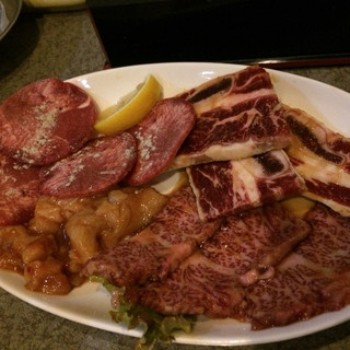 栄町駅 札幌 北海道 でおすすめの美味しい焼肉をご紹介 食べログ