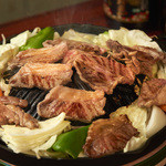 本格ジンギスカン寅々 - まずは乾杯のお飲み物とともに、人数分のジンギスカンセットのご注文をおすすめします