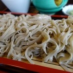 ふじた - 平打ちっぽい蕎麦です