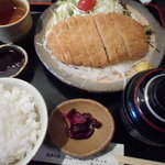 レストラン 牛石 - まずは豚カツ定食