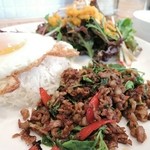タイ料理テイクアウト&デリバリーMUNCHIES - 