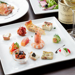 PESCA - 色とりどりの前菜は、見ているだけでも楽しい♪