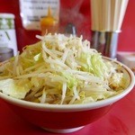 ラーメン二郎 - 野菜こんもり！2016/2