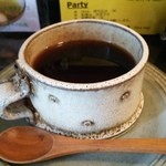 Petites Panna - セットのホットコーヒーです。