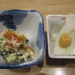 小料理 すず乃 - ほうれん草と干し柿の白和え、山うどの酢味噌がけ