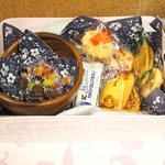 しあわせをよぶふくろうの城 - 入場料 1500円 のお菓子
