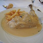 Le Relais Saint-Michel - メインの鶏料理