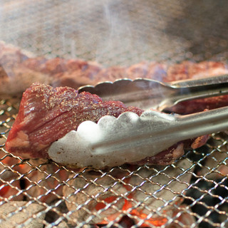 【炭焼き職人】牛・鶏・豚・羊