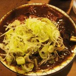 岸田屋 - 煮込み　ねぎ多め