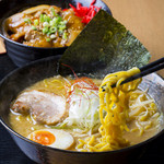 大衆食堂 カムイ - 濃コク味噌ラーメンとミニ豚丼セット